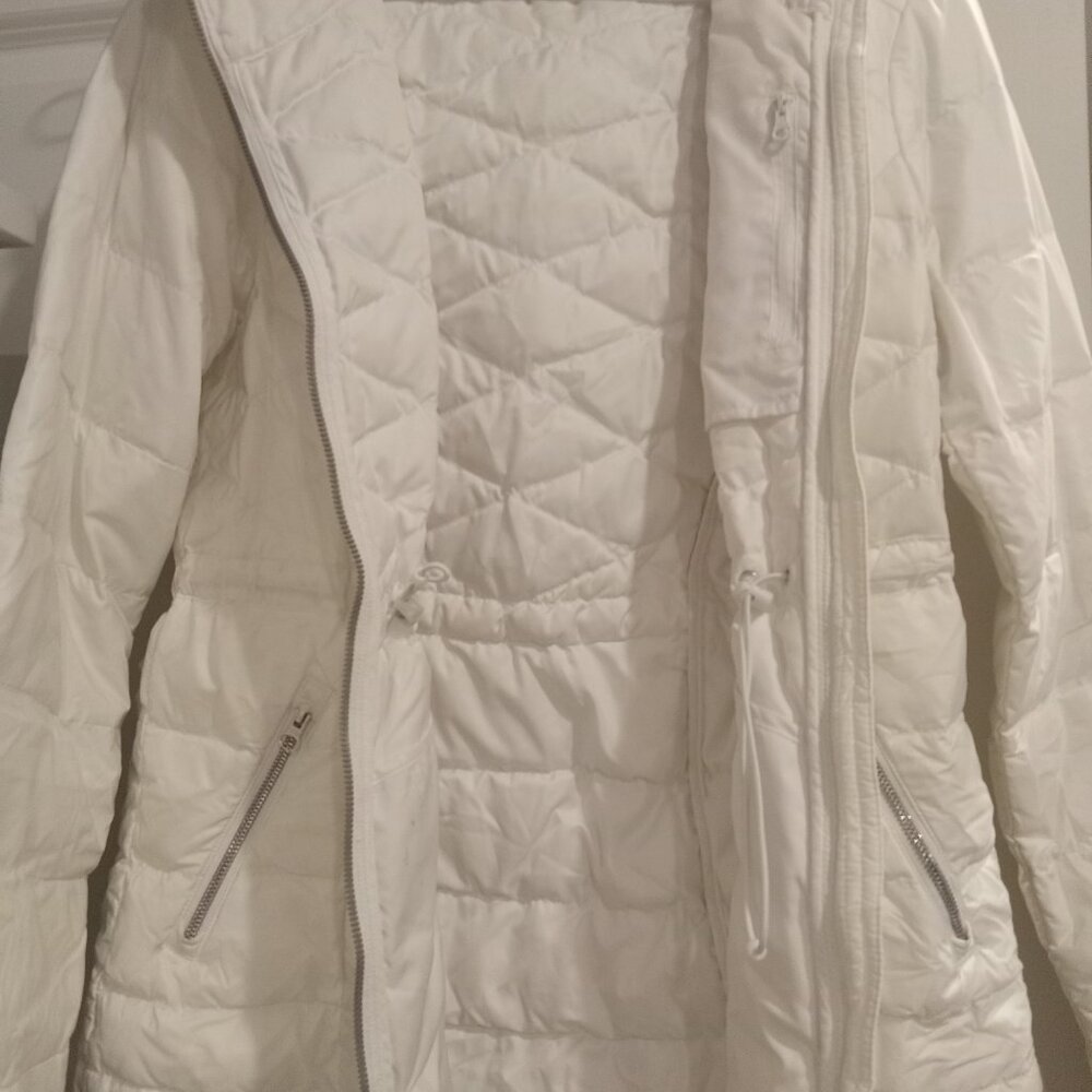 GREAT White Athleta Medium Coat - Picture 5 of 8